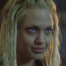 Angelina Jolie en el papel de Sara 'Sway' Wayland