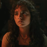 Isabela Merced en el papel de Kay