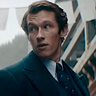 Callum Turner en el papel de Theseus Scamander