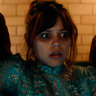 Jenna Ortega en el papel de Astrid Deetz