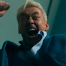 Kevin Durand en el papel de Bill Wilkinson