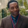 Chiwetel Ejiofor en el papel de Sr. Wallaker