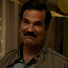 Rob Delaney en el papel de Peter