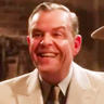Danny Huston en el papel de Hal Roach