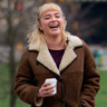 Florence Pugh en el papel de Almut Brühl