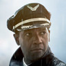 Denzel Washington en el papel de el capitán William Whip Whitaker