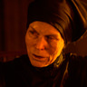Alice Krige en el papel de Holda / La Bruja