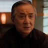 Jackie Chan en el papel de Sr. Han