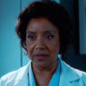 Phylicia Rashad en el papel de Dr. Lilian Brooks