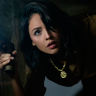 Eiza González en el papel de Esme