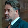 Russell Crowe en el papel de Dr. Henry Jekyll