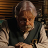 Mark Hamill en el papel de Albie Krantz
