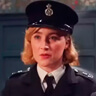 Saoirse Ronan en el papel de Constable Stalker