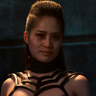 Ana Thu Nguyen en el papel de Reina Sindel