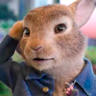 James Corden en el papel de Peter Rabbit