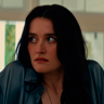 Sarah Pidgeon en el papel de Stevie Ward