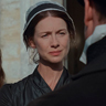 Caitríona Balfe en el papel de Señora Dashwood