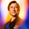Skyler Gisondo en el papel de Jimmy Olsen