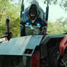 Peter Cullen en el papel de Optimus Prime (voz)