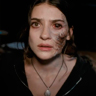 Ella Rubin en el papel de Clover