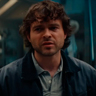 Alden Ehrenreich en el papel de Joe McGillicuddy