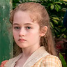 Eden Grace Redfield en el papel de Alma Bonnet