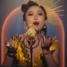 Li Jun Li en el papel de Cat Hardy