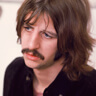 Ringo Starr en el papel de Ringo Starr